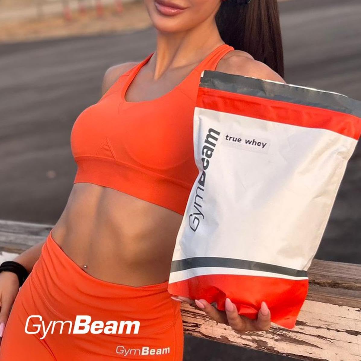Proteine in Polvere True Whey, Concentrato Di Proteine Del Siero Del Latte (WPC), Proteine Whey Di Alta Qualità, BCAA, Favoriscono La Crescita Muscolare (Strawberry, 1000 G)