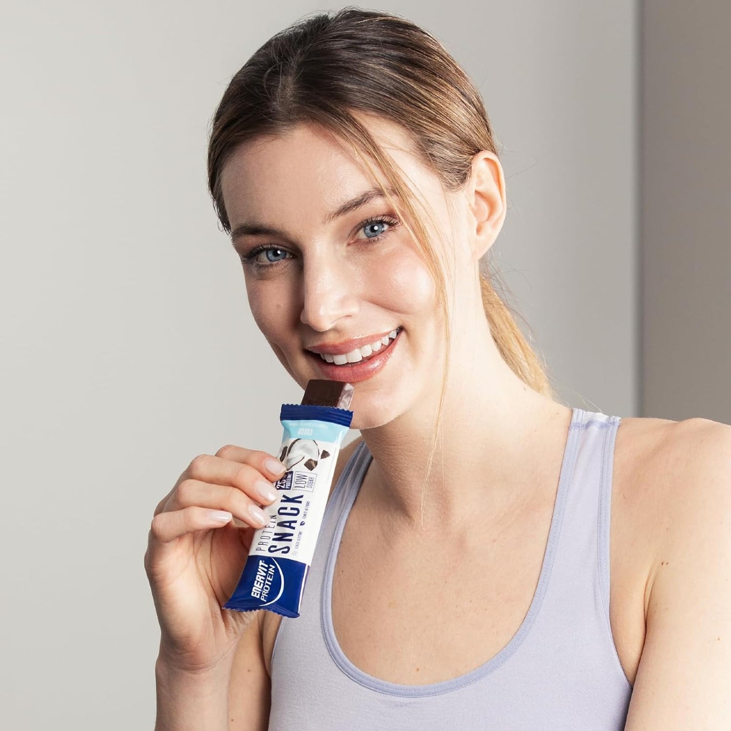 , Protein Snack Al Cocco E Cioccolato Fondente, Low Sugar, Cuore Morbido Al Cocco, Barrette Proteiche, per Il Controllo Del Peso, Ricche in Fibre, Senza Glutine, 8 Barrette Da 27G